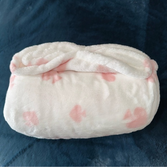 NEW! KATE SPADE Oversized Twin Plush Fleece Blanket White Pink Spade NWT! - Picture 6 of 12